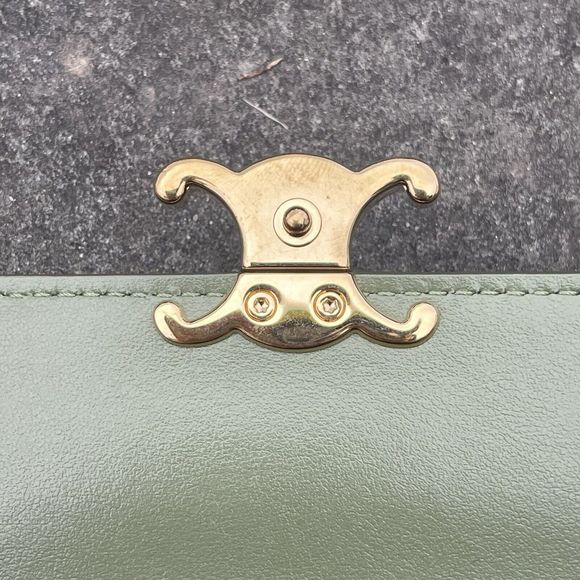 CELINE LARGE WALLET TRIOMPHE IN SHINY CALFSKIN DARK OLIVE Box And Dust Bag - Picture 14 of 16